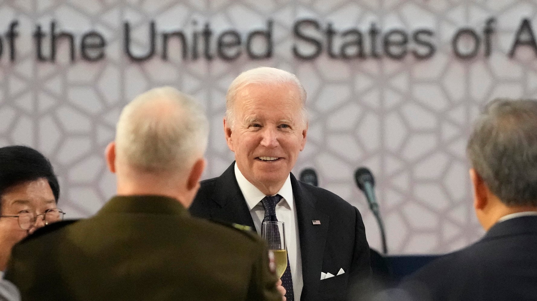 US And South Korea Talk Expanded Military Drills To Deter North Korea US And South Korea Talk Expanded Military Drills To Deter North Korea