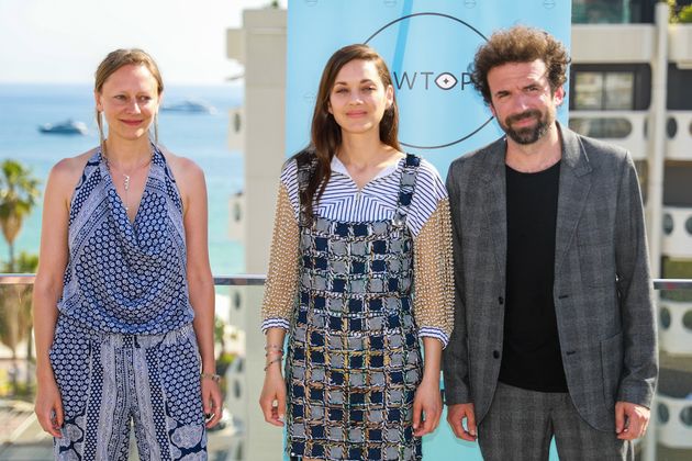 Magali Payen, Marion Cotillard et Cyril Dion au Festival de Cannes, lors de l'annonce du lancement de...