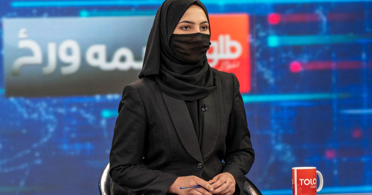 Afghanistan: Des présentatrices télé contraintes de couvrir leur visage