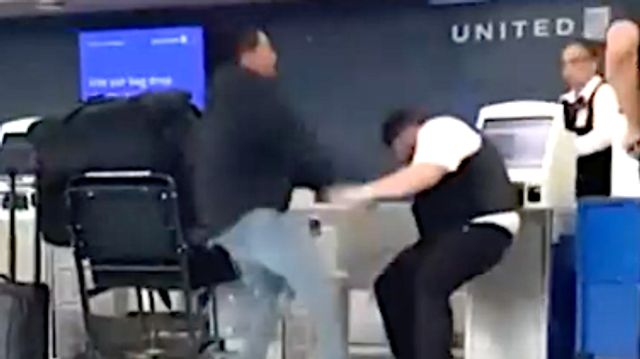 Ex-NFL Player Punches Out Airline Worker In Disturbing Video.jpg