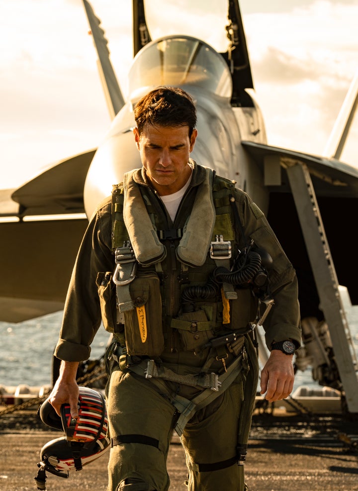 Γιατί το Top Gun Maverick του Τομ Κρουζ ρισκάρει να εξοργίσει τους Κινέζους 4 Νέες ταινίες: Top Gun Maverick, Ανάμεσα σε δύο κόσμους, Το Θαύμα, Ίκαρος και Δαίδαλος | HuffPost Greece CULTURE