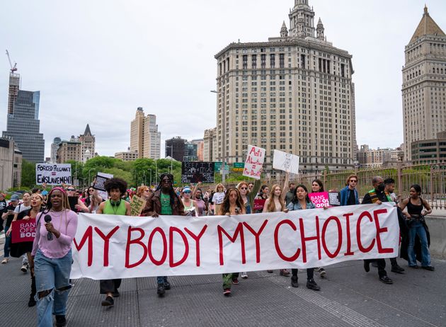 ニューヨークを行進する中絶権支持者たち（2022年5月14日撮影）