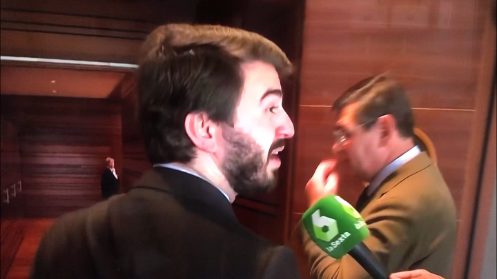 Juan García-Gallardo, ante el micrófono de La Sexta.