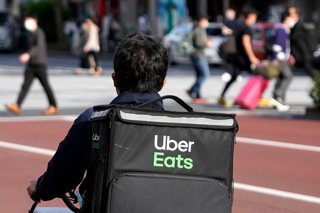 Un livreur Uber Eats a été traité d'esclave par une cliente. Elle a été condamnée le 23 mai 2022.