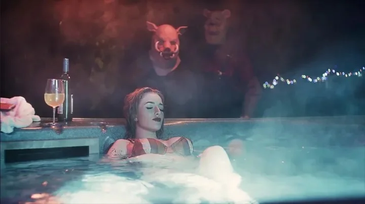 くまのプーさん がホラー映画に 野生化するという内容が恐ろしすぎた ハフポスト World くまのプーさん がホラー映画に 野生化するという内容が恐ろしすぎた ハフポスト World