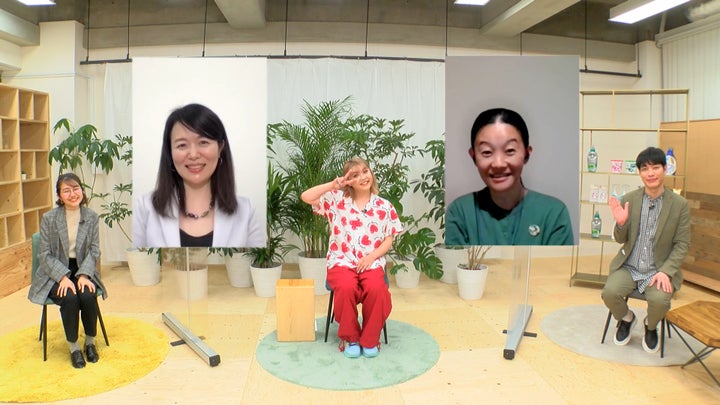 左からNO YOUTH NO JAPAN代表・能條桃子さん、P&Gジャパン合同会社 人事統括本部シニアディレクター・市川薫さん、タレント・ぺえさん、ジャーナリスト・治部れんげさん、麒麟・川島明さん
