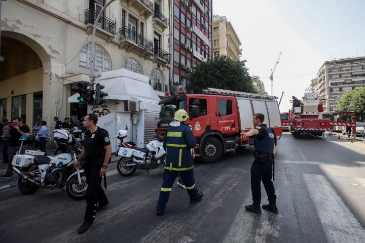 ΘΕΣΣΑΛΟΝΙΚΗ - ΦΩΤΙΑ ΣΤΟ ΚΤΗΡΙΟ ΤΟΥ ΒΙΟΤΕΧΝΙΚΟΥ ΕΠΙΜΕΛΗΤΗΡΙΟΥ ΣΤΗΝ ΑΡΙΣΤΟΤΕΛΟΥΣ(ΜΟΤΙΟΝΤΕΑΜ/ΚΩΝΣΤΑΝΤΙΝΙΔΗΣ ΓΙΩΡΓΟΣ)