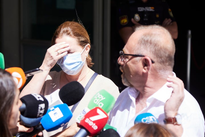 Eva Casanueva y Antonio del Castillo, en una comparecencia ante los medios