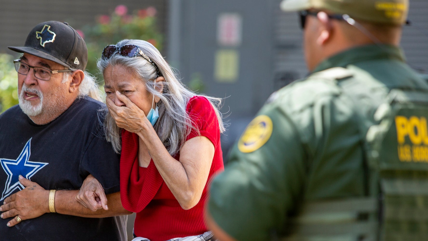 Federal Agents Reportedly Stormed Uvalde School After Local Cops Told Them To Wait Federal Agents Reportedly Stormed Uvalde School After Local Cops Told Them To Wait