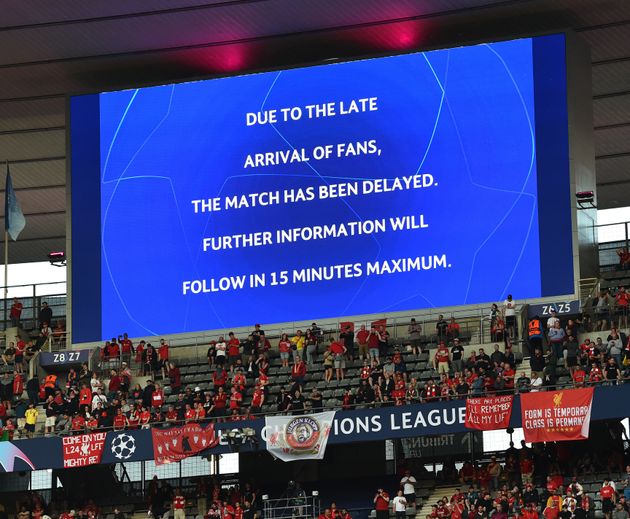 La finale de Ligue des champions Liverpool-Real Madrid a été retardée de 35 minutes, au Stade de France, le 28 mai 2022.
