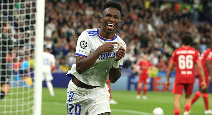 Vinicius Junior celebra su gol ante el Liverpool en la final de la Champions.