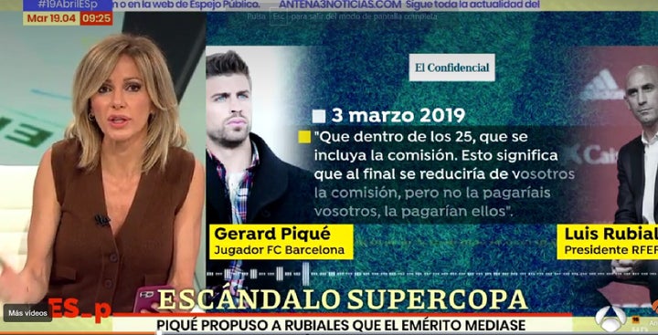 Susanna Griso, mientras leía el WhatsApp del rey Juan Carlos I.