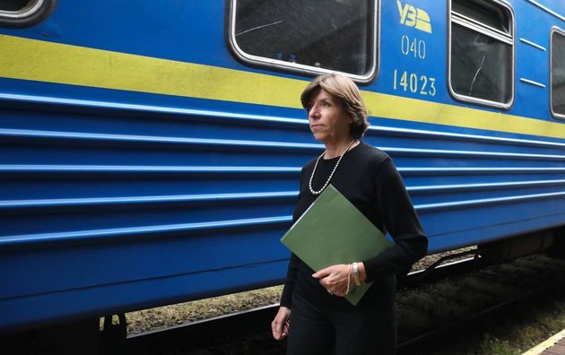 La nouvelle ministre des Affaires étrangères Catherine Colonna est la première membre d'un gouvernement français à se rendre en Ukraine depuis le début de l'invasion russe.
