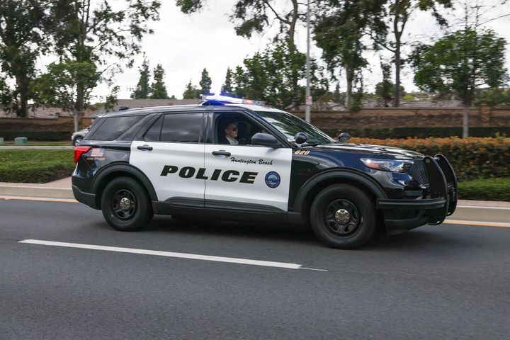 Coche de la policía en el condado de Orange, California, Estados Unidos.