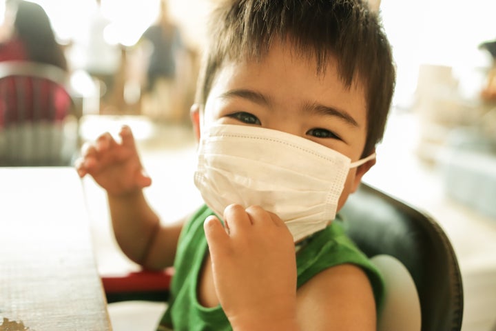 2歳以上の園児へのマスク着用 一律には求めない 国が方針転換 リーフレットが分かりやすい ハフポスト News 2歳以上の園児へのマスク着用 一律には求めない 国が方針転換 リーフレットが分かりやすい ハフポスト News