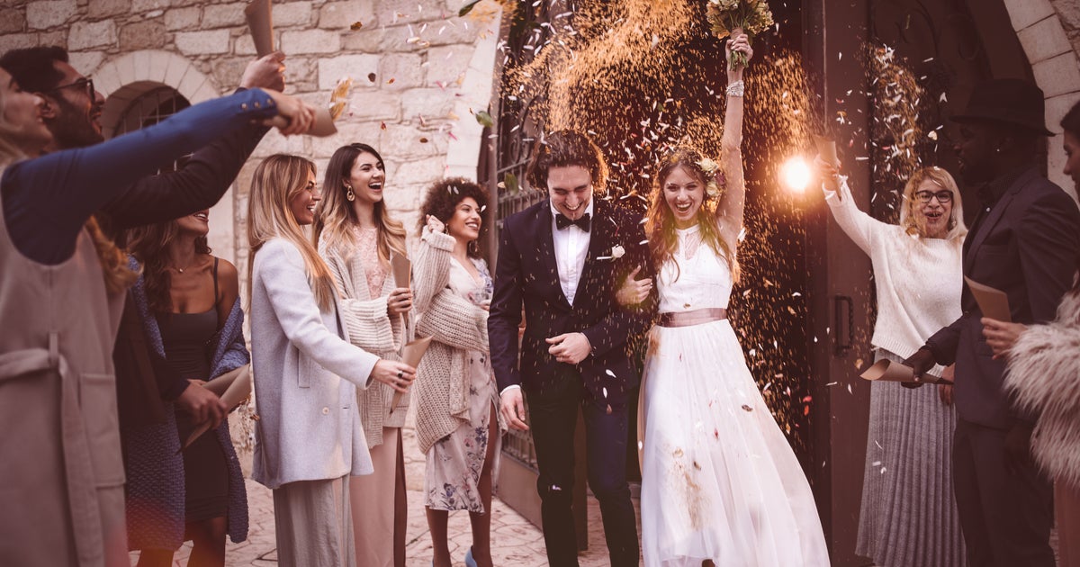 12 Ways You Might Be Rude At A Wedding And Not Realize It