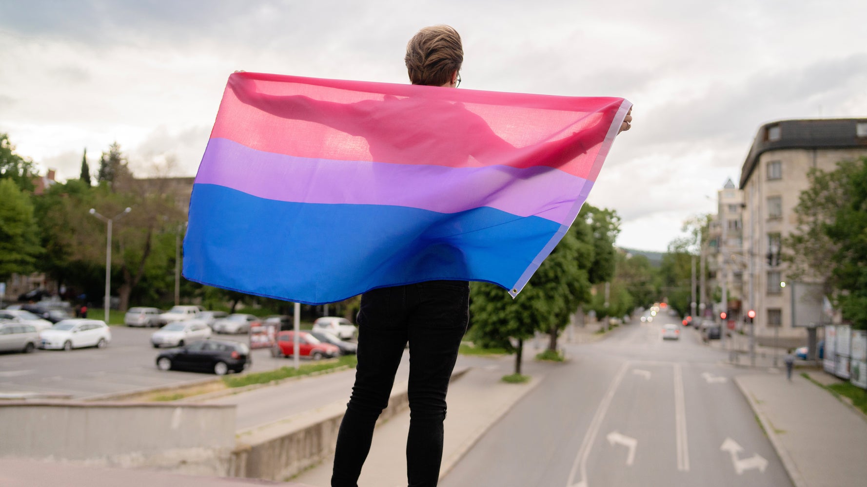 A Bi Woman's Guide To Living Your Best Queer Life - Vimarsana News