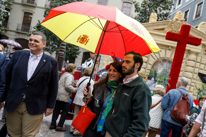 Macarena Olona, en el Día de la Cruz en Granada