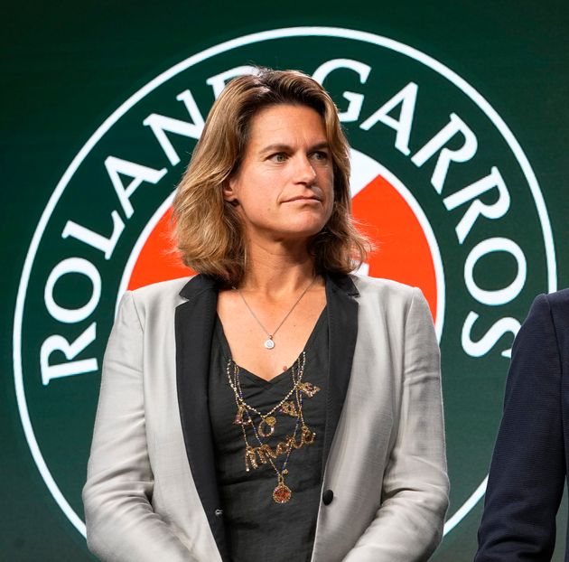 Amélie Mauresmo, ici assistant au tirage au sort du tournoi de Roland-Garros, à Paris, le 19 mai 2022.