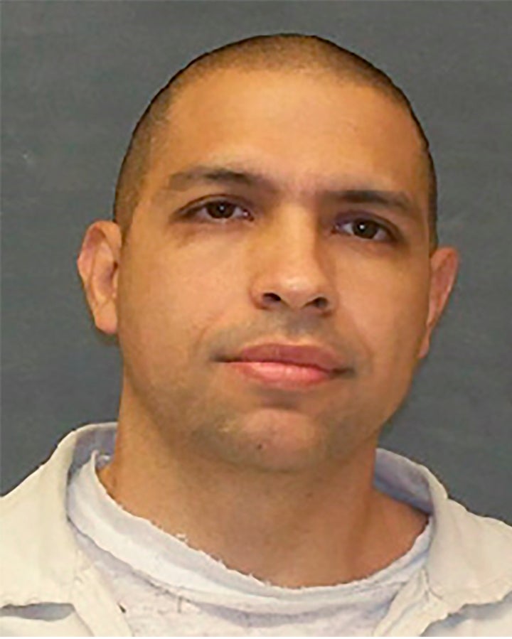 Police Fatally Shoot Texas Fugitive After He Killed Family Of 5, Stole