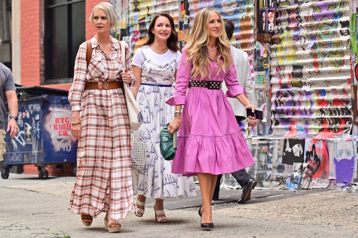 Cynthia Nixon, Kristin Davis and Sarah Jessica Parker seen on the set of "And Just Like That..." the follow up series to "Sex and the City" in SoHo on July 20, 2021 in New York City. (Photo by James Devaney/GC Images)