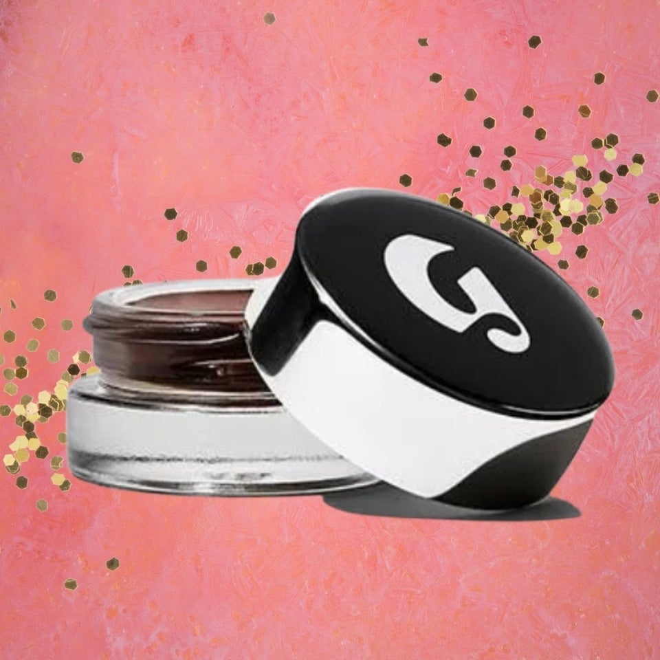 How To Keep Your UnderEye Concealer From Creasing, According To