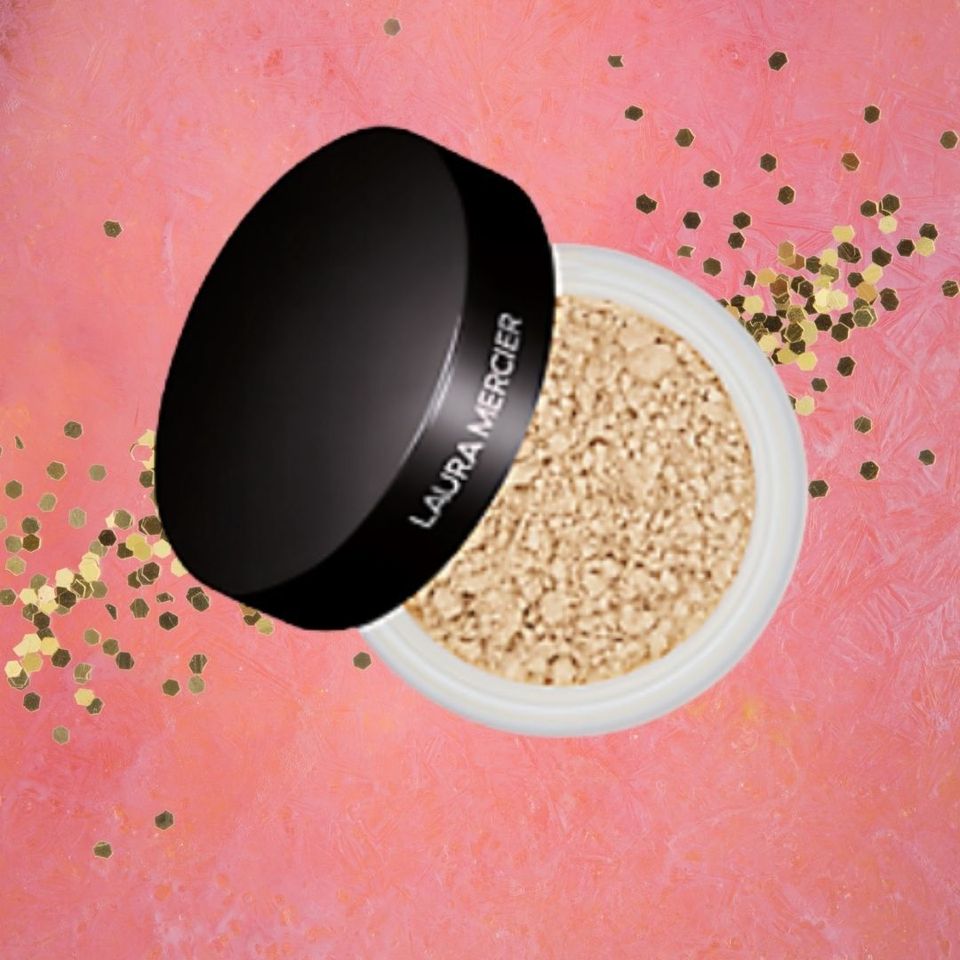 A soft-focus and long-wearing translucent powder