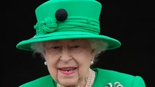  Queen Elizabeth Makes Appearance During Final Day Of Platinum Jubilee Celebrations