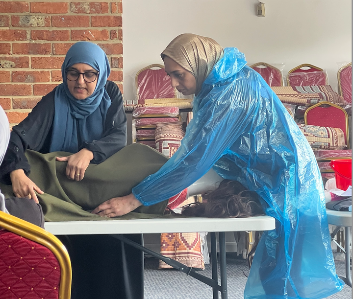 Why Young Muslim Women Are Learning How To Wash The Dead | HuffPost UK Life