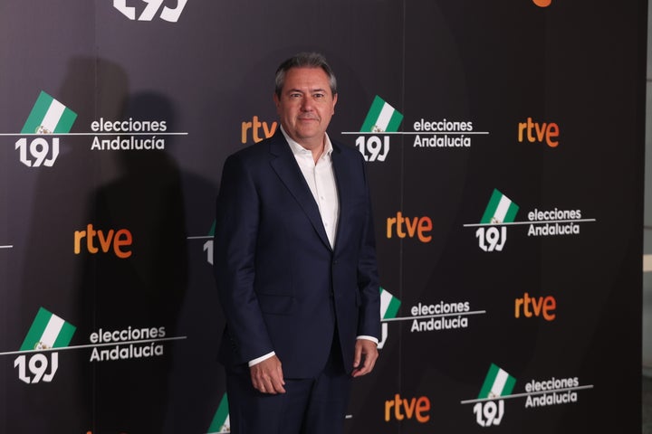 Espadas, a su llegada al debate