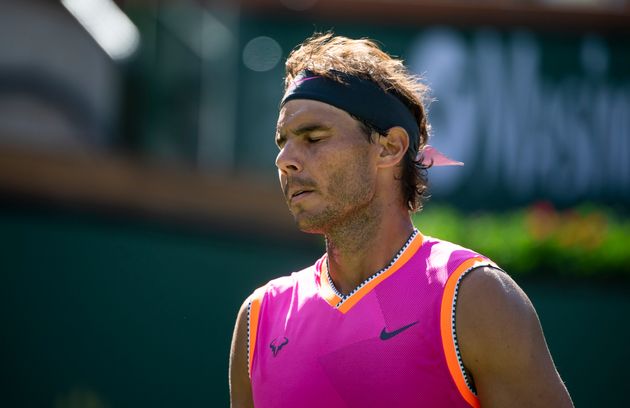 Rafael Nadal, atteint du syndrome de Müller-Weiss, est contraint d'user d'infiltration pour endormir la douleur lorsqu'il joue au tennis.