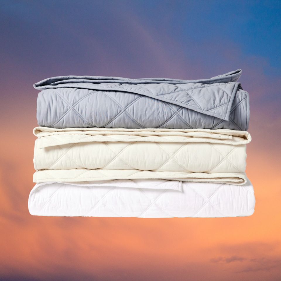 Lightweight Summer Comforters To Cool Down Hot Sleepers | HuffPost Life