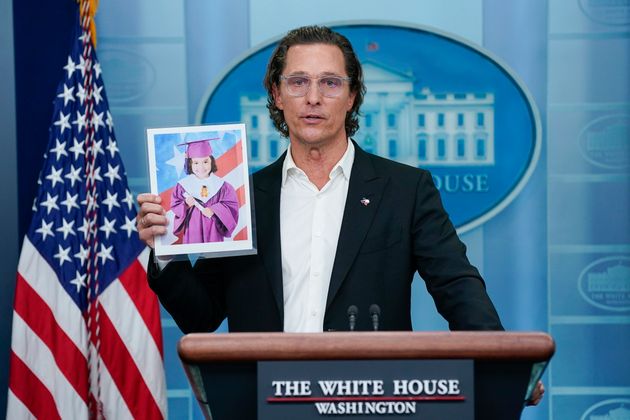 Les larmes et la colère de Matthew McConaughey à la Maison Blanche après la tuerie...