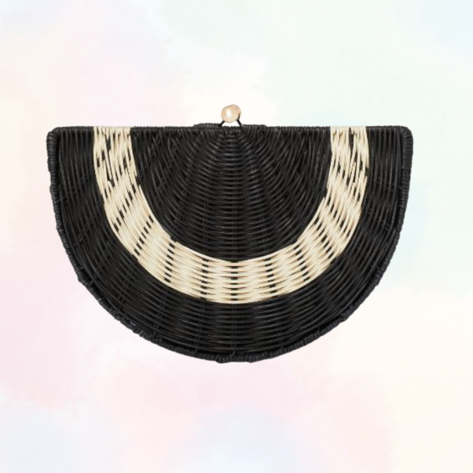 Target discount straw clutch