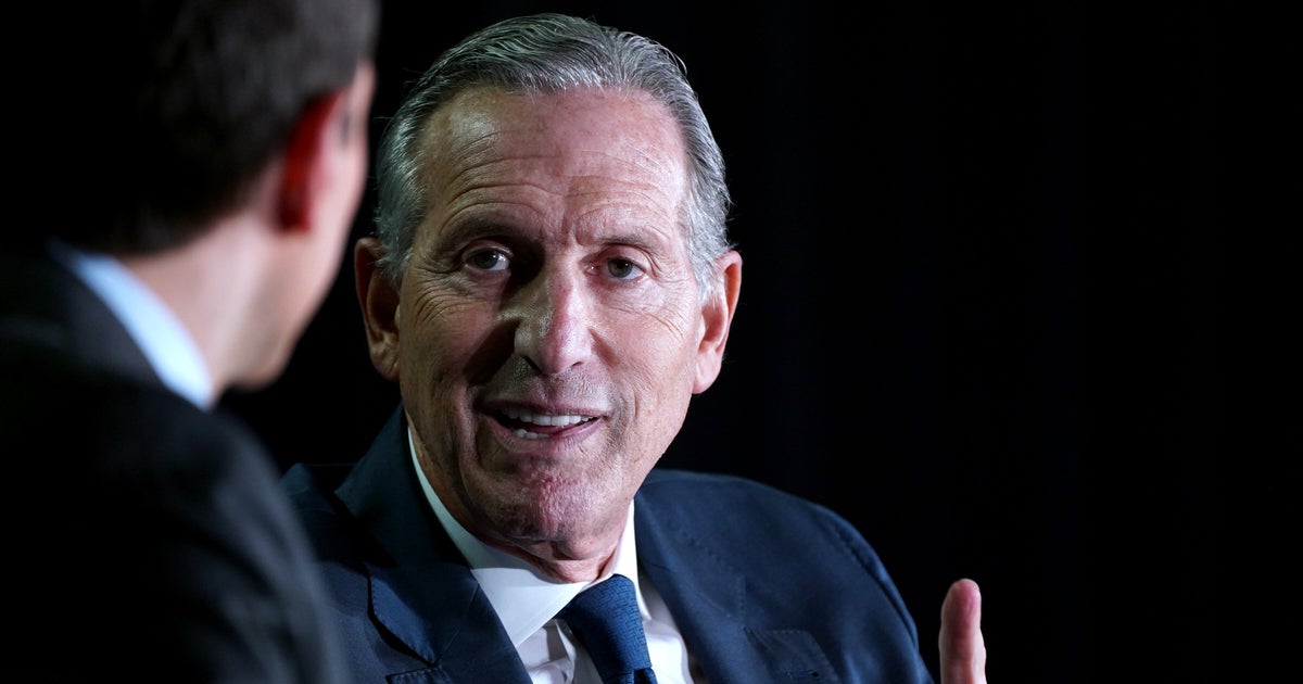 Starbucks Union Says Howard Schultz Broke The Law During New York Times Interview