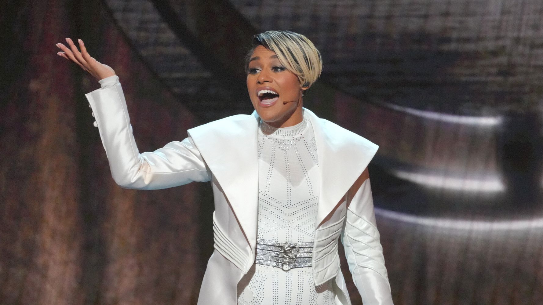 Ariana DeBose Kicks Off 2022 Tony Awards With Show-Stopping Broadway