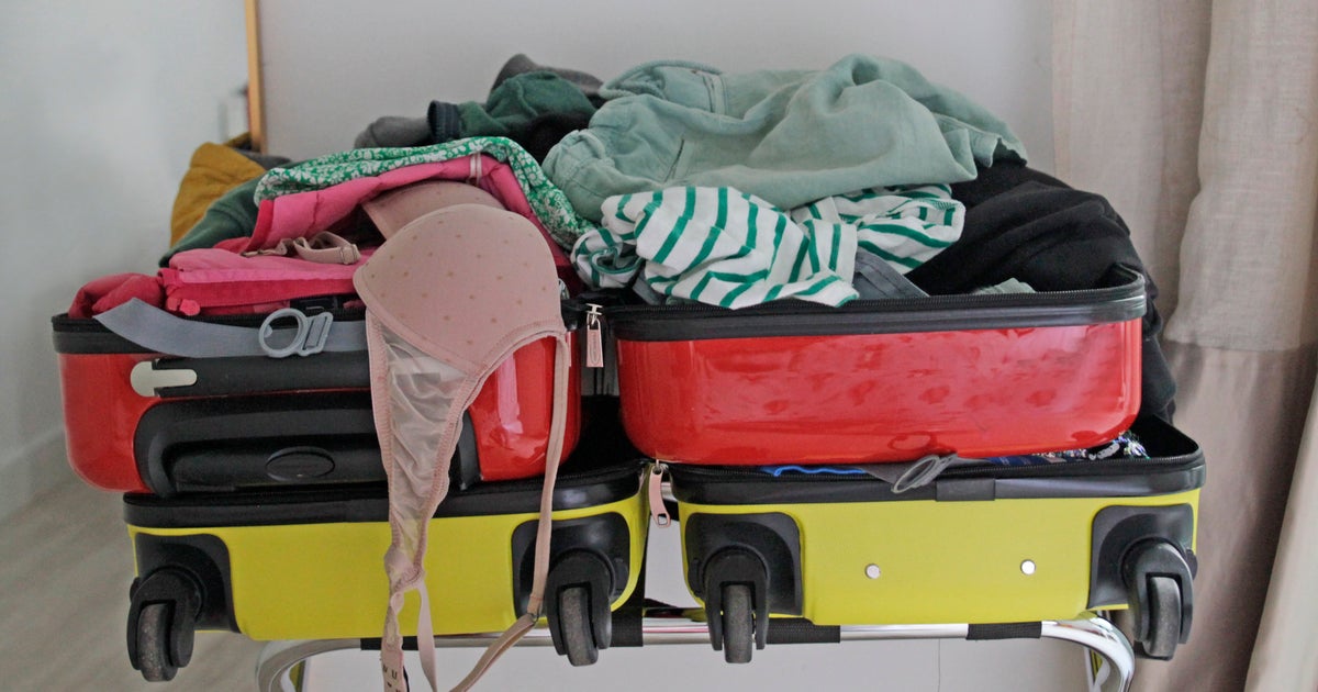 NextImg:The Lazy-Person Travel Essential With Over 64,000 5-Star Reviews Is On Sale Now
