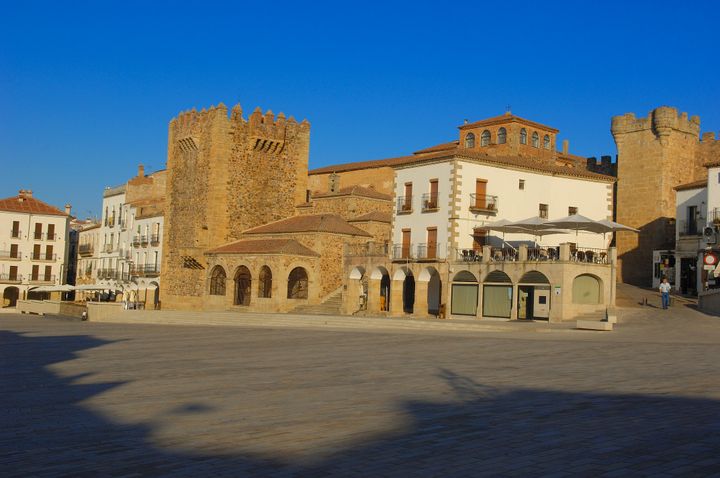 La Plaza Mayor de Cáceres, en Extremadura. 