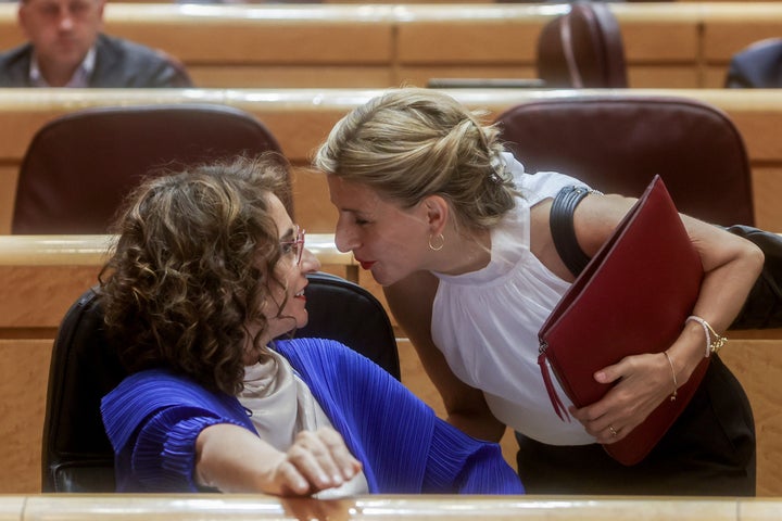 Yolanda Díaz y María Jesús Montero, durante un pleno en el Senado el pasado 7 de junio.