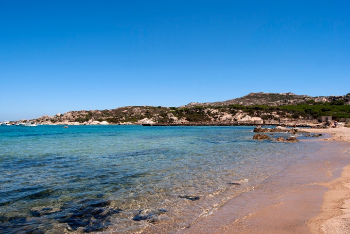 Playa de La Maddalena en Cerdeña (Italia).