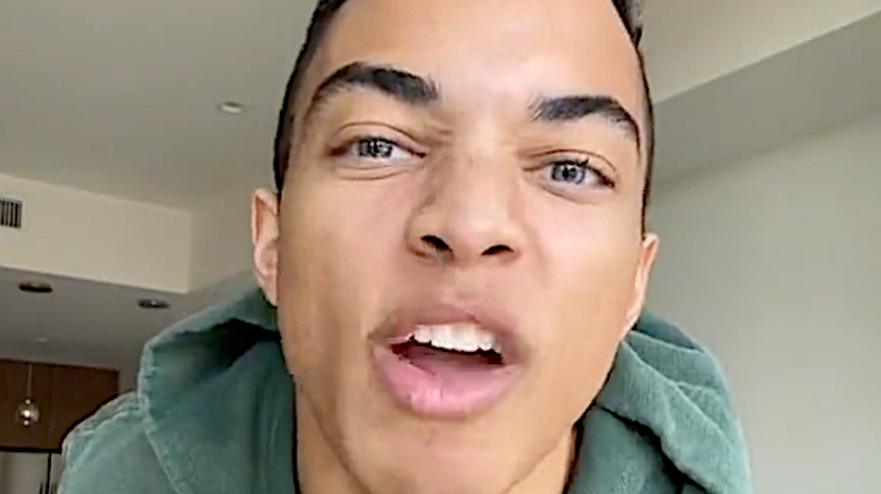 Rants By Herschel Walker’s Son On Absent Baby Daddies Go Viral At Awkward Moment Rants By Herschel Walker’s Son On Absent Baby Daddies Go Viral At Awkward Moment