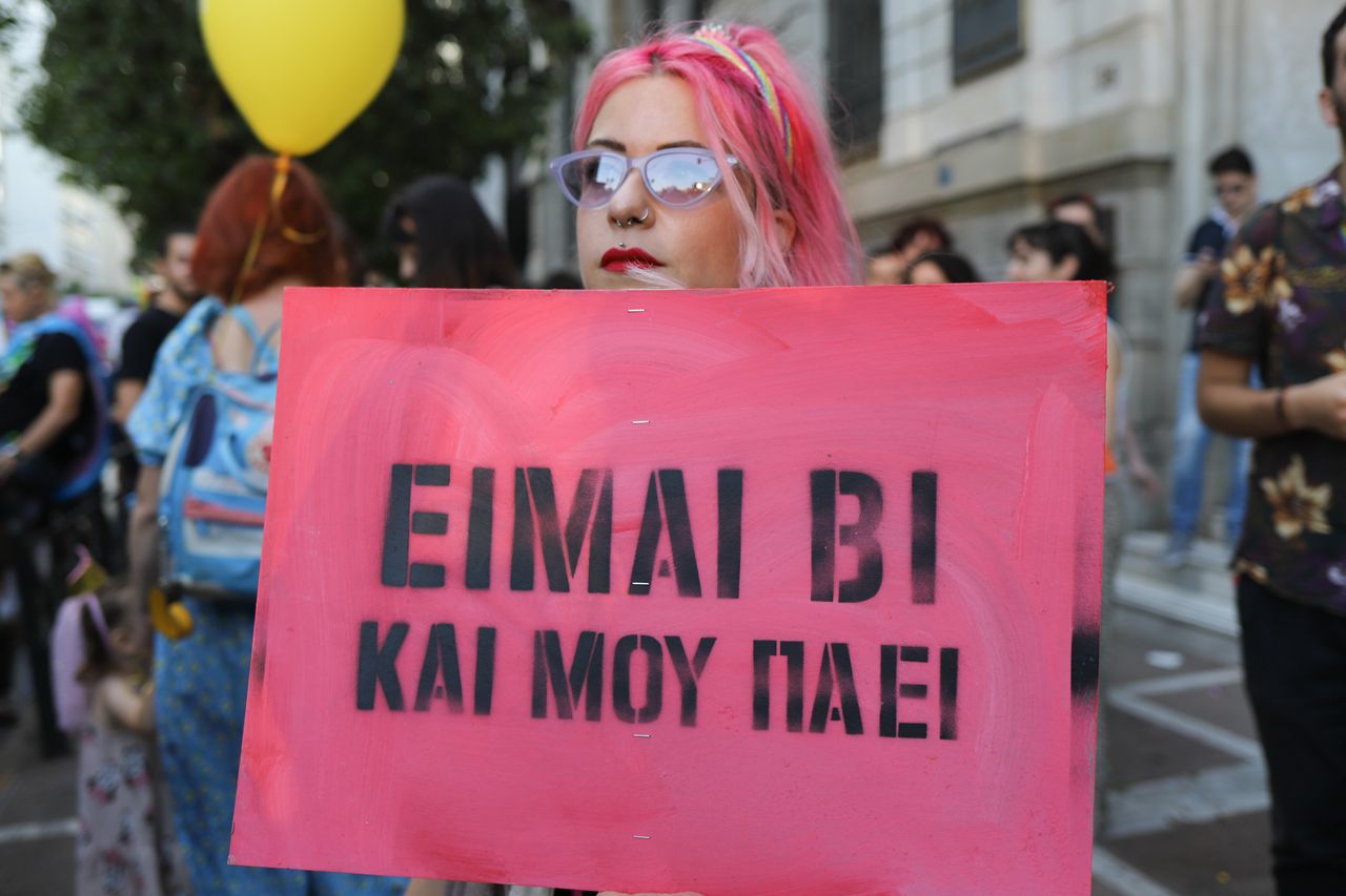 Στιγμιότυπο από την παρέλαση υπερηφάνειας της ΛΟΑΤΚΙ ΚΑΙ LGBTQI+ κοινότητας με σύνθημα "ΑΝΕΥ ΟΡΩΝ" στα πλαίσια του Athens Pride 2022, Σάββατο 18 Ιουνίου 2022. (ΑΡΓΥΡΩ ΑΝΑΣΤΑΣΙΟΥ/EUROKINISSI)