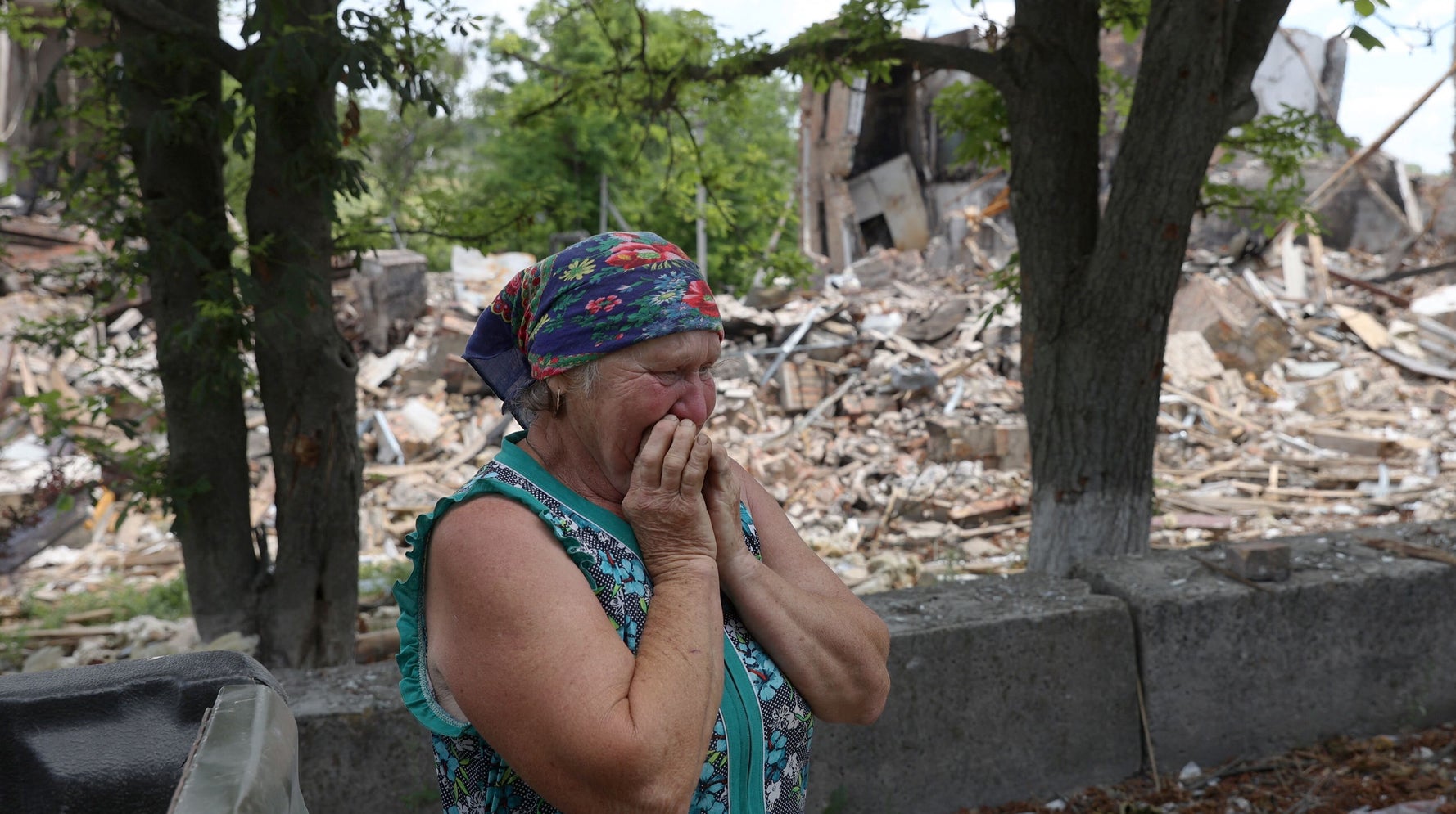 ‘It’s Just Hell There’: Russia Still Pounds Eastern Ukraine ‘It’s Just Hell There’: Russia Still Pounds Eastern Ukraine
