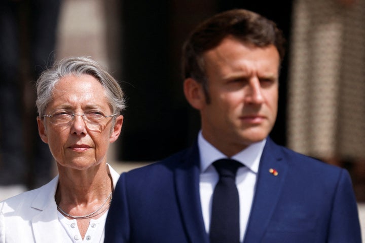 La primera ministra francesa, Elisabeth Borne, y el presidente galo, Emmanuel Macron, en una imagen del pasado 18 de junio. 