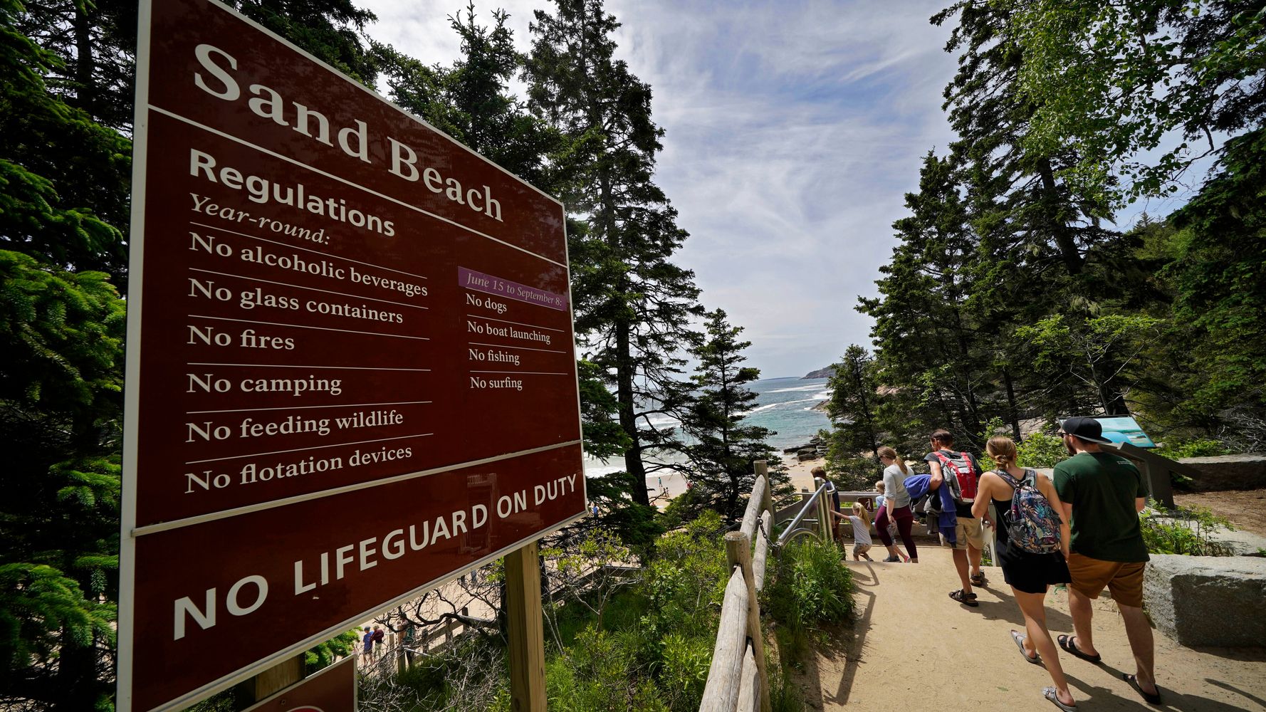 U.S. Pools Close, Go Without Lifeguards Amid Labor Shortage