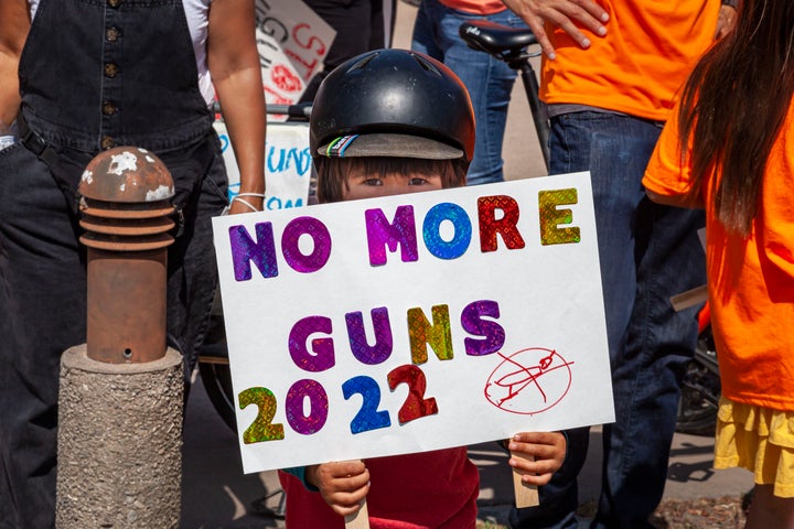 銃による犠牲者は10年前から約4割増 なぜアメリカの銃規制は進まないのか ハフポスト News 銃による犠牲者は10年前から約4割増 なぜアメリカの銃規制は進まないのか ハフポスト News