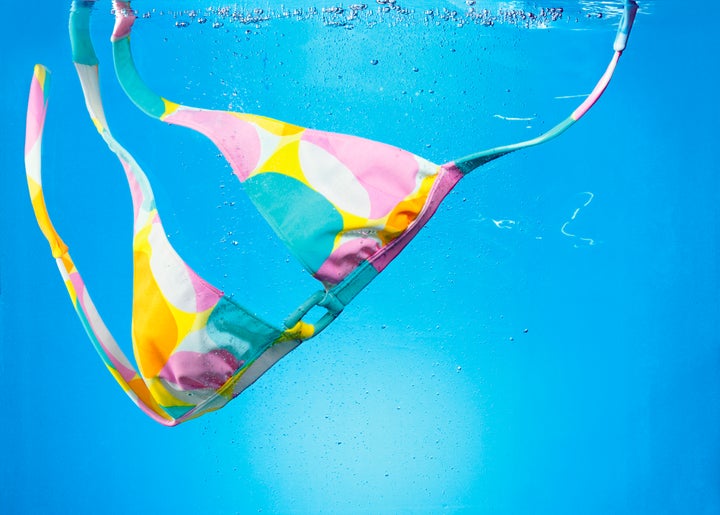 Bikini en el mar.