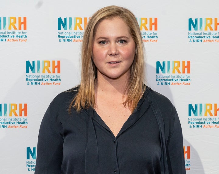 Amy Schumer Reveals Why She Fired Penn Badgleys Wife As Her Doula Huffpost Entertainment 