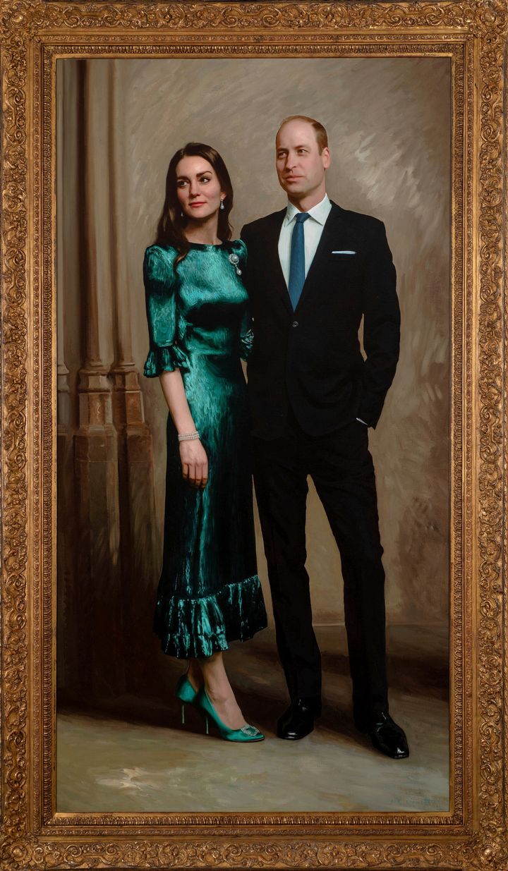 フィッツウィリアム美術館に展示されたウィリアム王子とキャサリン妃の肖像画