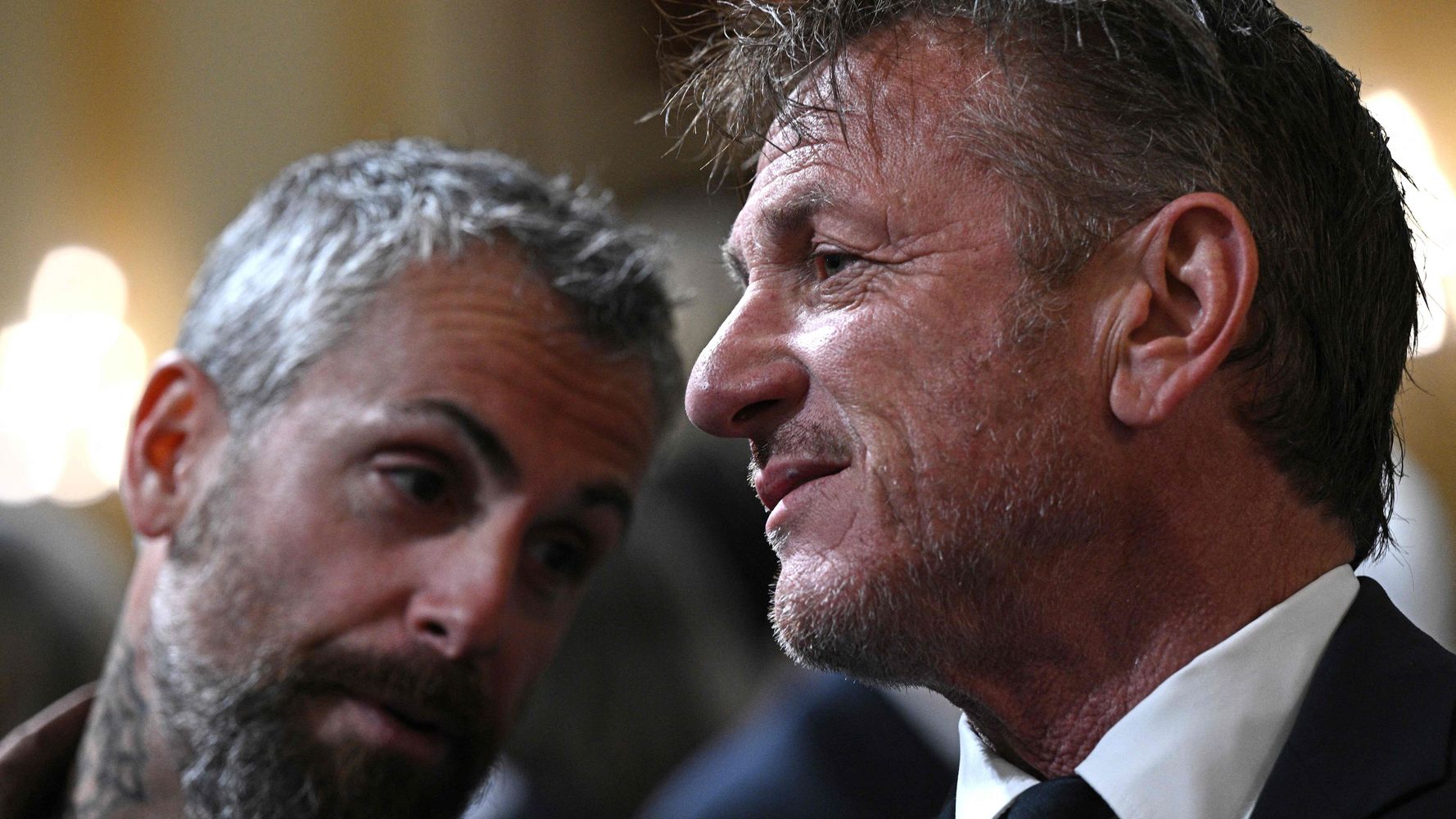 Sean Penn Sits With U.S. Capitol Police Officers During Jan. 6 Hearing